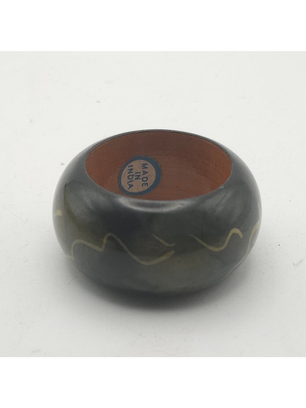 Vintage Hand Painted Lacquered Wood Napkin Ring Single Green Gold Made in India